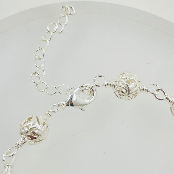 Hawaiian Maile Engraved cutout Bracelet - Silver - Picture 3 of 3